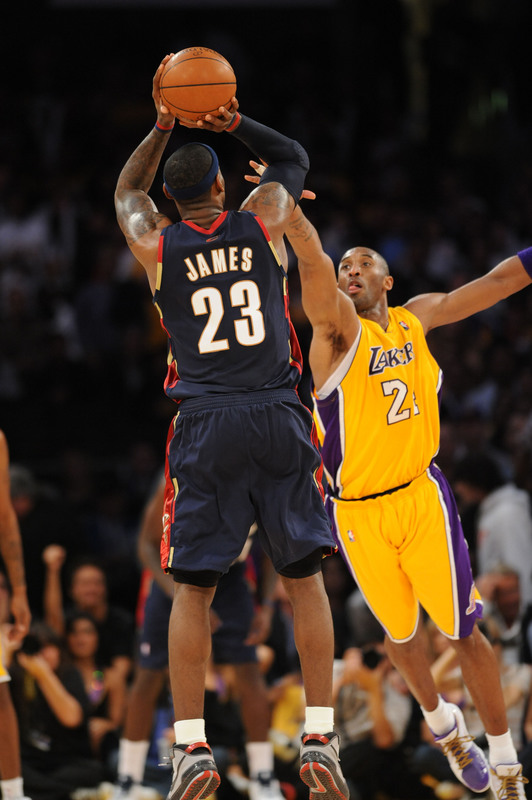 lebron james dunk over kobe bryant. Kobe Bryant Shooting